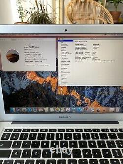 Apple Macbook Air 13.3 (128gb Ssd, Intel Core I5 5th Generation, 1.6 Ghz, 8gb)