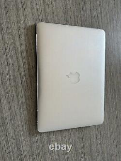 Apple Macbook Air 13.3 (128gb Ssd, Intel Core I5 5th Generation, 1.8 Ghz, 8gb)
