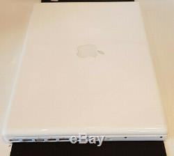 Apple MacBook (A1181) 2006 Intel Core 2 Duo 2.4Ghz 160Go 2Go RAM Mac OS 10.6.8