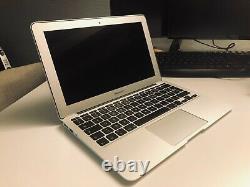 Apple MacBook Air 11,6 (128Go SSD, Intel Core i5 5ème Génération, 1,6 GHz, 4Go)