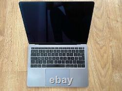 Apple MacBook Air 13,3 (Intel Core i5 8ème Gén, 1,6 GHz, 128 Go SSD, 8 Go RAM)