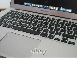 Apple MacBook Air 2017 (128Go SSD, Intel Core i5 5ème Génération, 1,8 GHz, 8Go)
