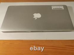 Apple MacBook Air Intel Core i5 1.4GHz 4 Go RAM 128 Go SSD 11.6 2014 Gris