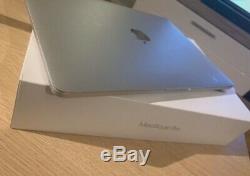 Apple MacBook Pro 13,3 (256Go SSD, Intel Core i5 8ème Gén, 3,90 GHz, 8Go)