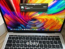 Apple MacBook Pro 13,3 Intel Core i5 7ème Gén, 2,30 GHz, 8 Go RAM, 128 Go