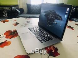 Apple MacBook Pro 15,4 late 2013 (Intel Core i7, 2 GHz, 256 Go SSD, 16 Go RAM)