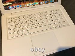 Apple Macbook Blanc 13,3 Core2Duo 2.4 2GB RAM 250GB HDD High Sierra