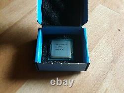 Intel Core i9-10900K OEM Processeur (5,3 GHz, 10 Curs, Socket LGA1200,)