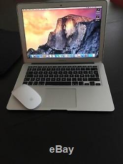 MacBook Air 13 décembre 2014 État Neuf (Intel Core i5, 1,4 GHz / 4 Go RAM)